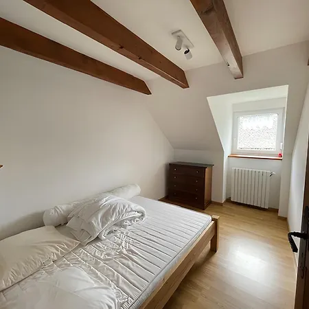 Semesterbostad Grange Climatisee En Pierre Village Lacroix-Barrez