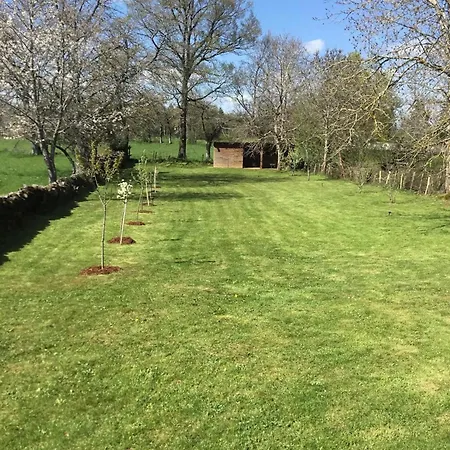 La Charmalex - Grange En Aveyron Hébergement de vacances Lacroix-Barrez